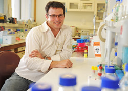 Dr Travis Beddoe