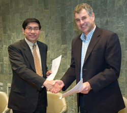 Professor Steve Wesselingh and Mr Yeo Li Pheow